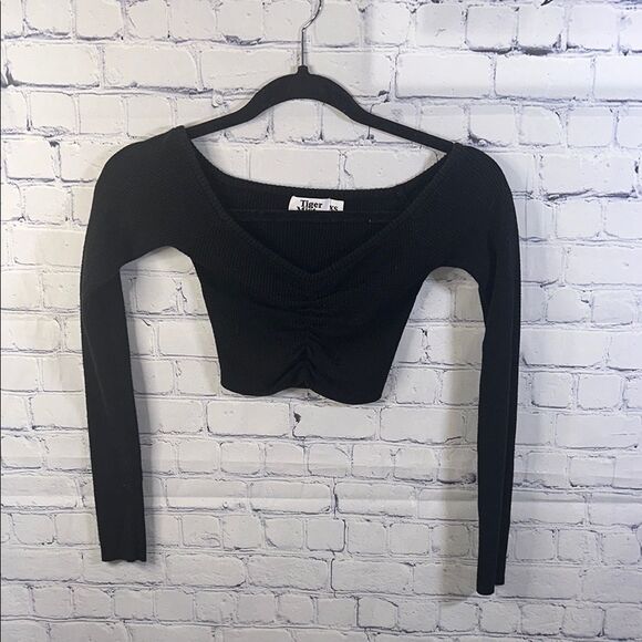✨ Tiger Mist Long Sleeve Black Crop Top - Size Extra Small - Picture 1 of 2